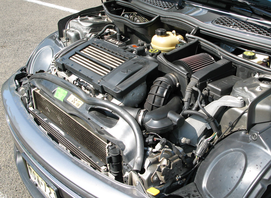 02-Engine1.jpg