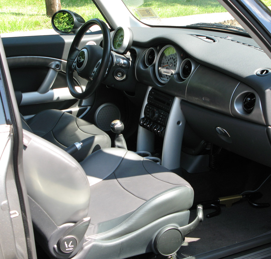 03-Inside2.jpg